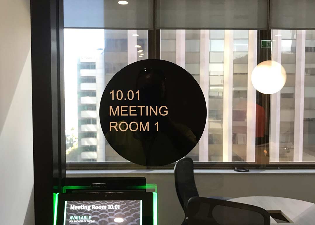 Meeting room signs web